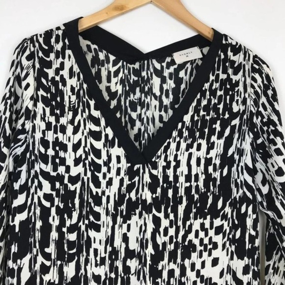 Stitch Fix Everly Black/Ivory Printed Blouse S Small - Picture 2 of 4
